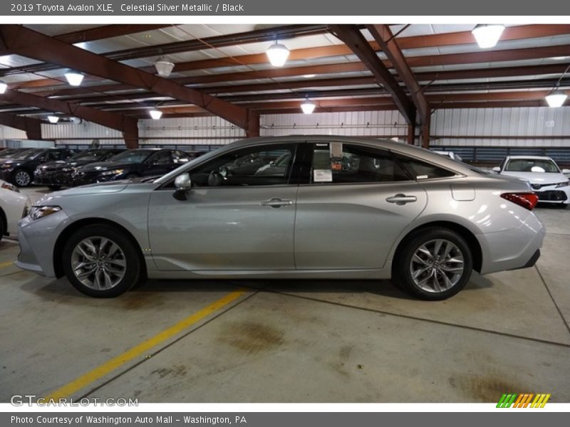 Celestial Silver Metallic / Black 2019 Toyota Avalon XLE