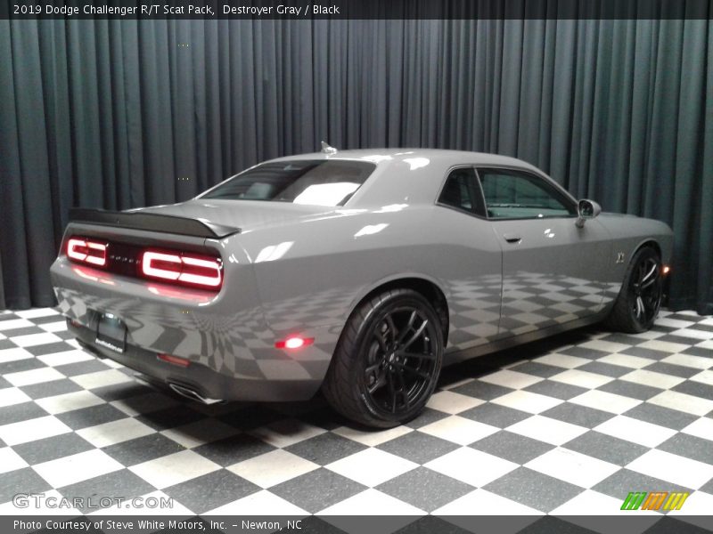 Destroyer Gray / Black 2019 Dodge Challenger R/T Scat Pack