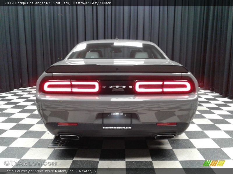 Destroyer Gray / Black 2019 Dodge Challenger R/T Scat Pack