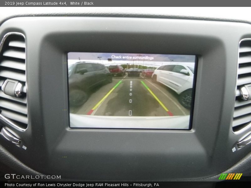 White / Black 2019 Jeep Compass Latitude 4x4