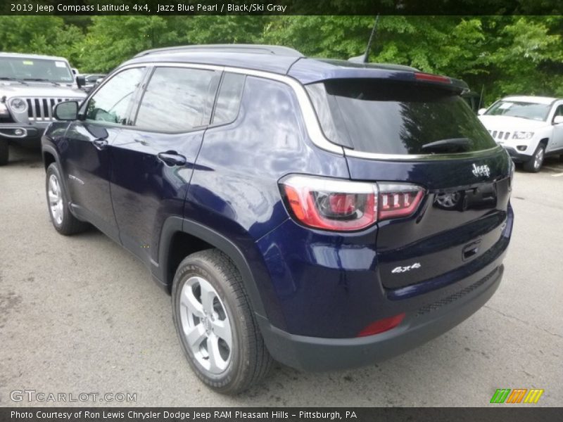 Jazz Blue Pearl / Black/Ski Gray 2019 Jeep Compass Latitude 4x4