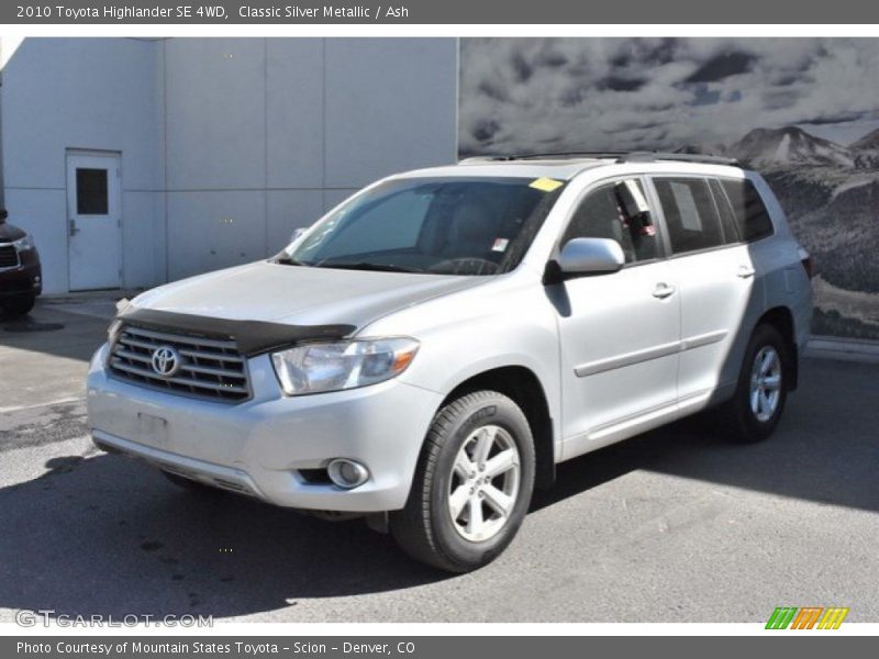 Classic Silver Metallic / Ash 2010 Toyota Highlander SE 4WD