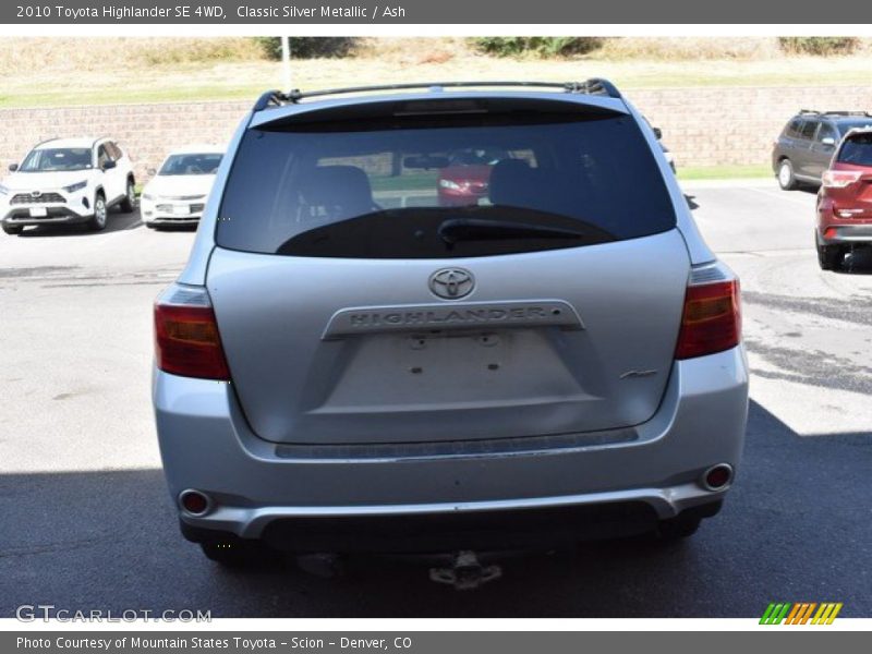 Classic Silver Metallic / Ash 2010 Toyota Highlander SE 4WD