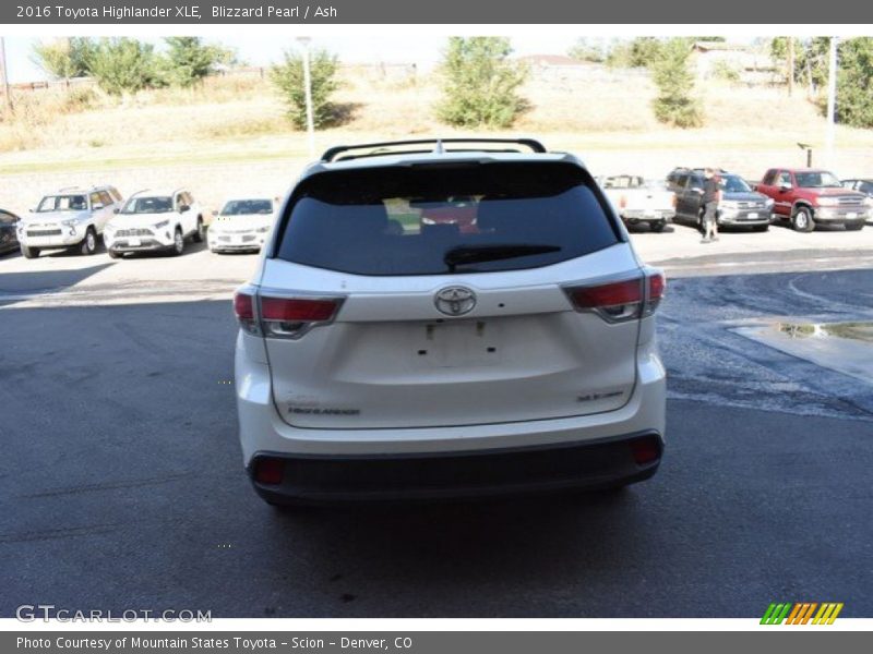 Blizzard Pearl / Ash 2016 Toyota Highlander XLE