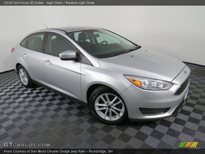 Ingot Silver / Medium Light Stone 2018 Ford Focus SE Sedan