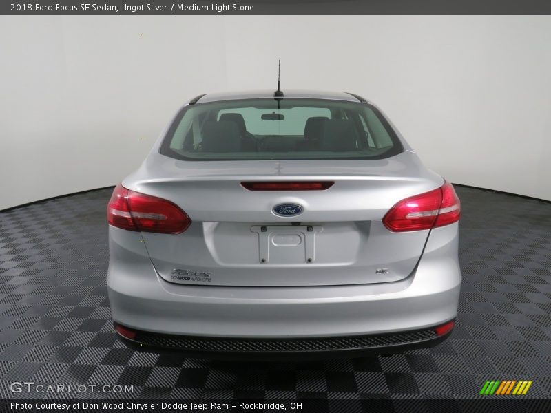 Ingot Silver / Medium Light Stone 2018 Ford Focus SE Sedan