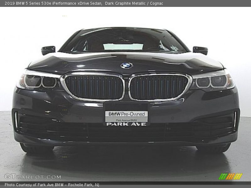 Dark Graphite Metallic / Cognac 2019 BMW 5 Series 530e iPerformance xDrive Sedan
