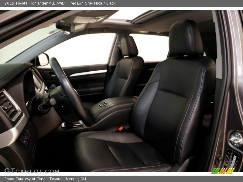 Predawn Gray Mica / Black 2019 Toyota Highlander XLE AWD