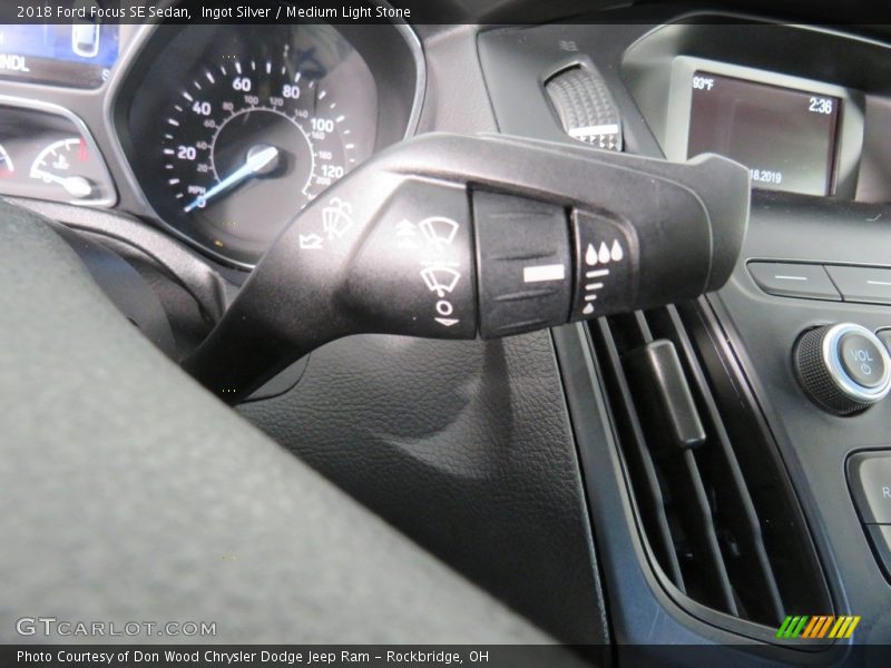 Ingot Silver / Medium Light Stone 2018 Ford Focus SE Sedan