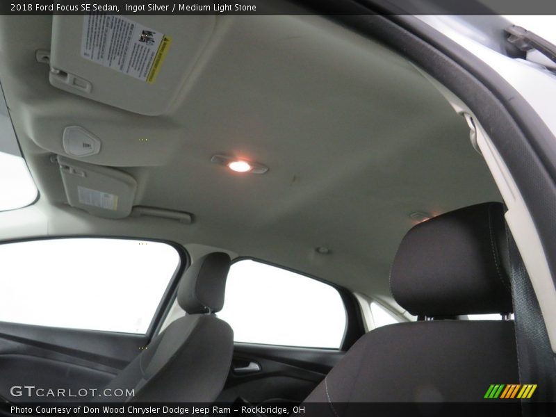 Ingot Silver / Medium Light Stone 2018 Ford Focus SE Sedan