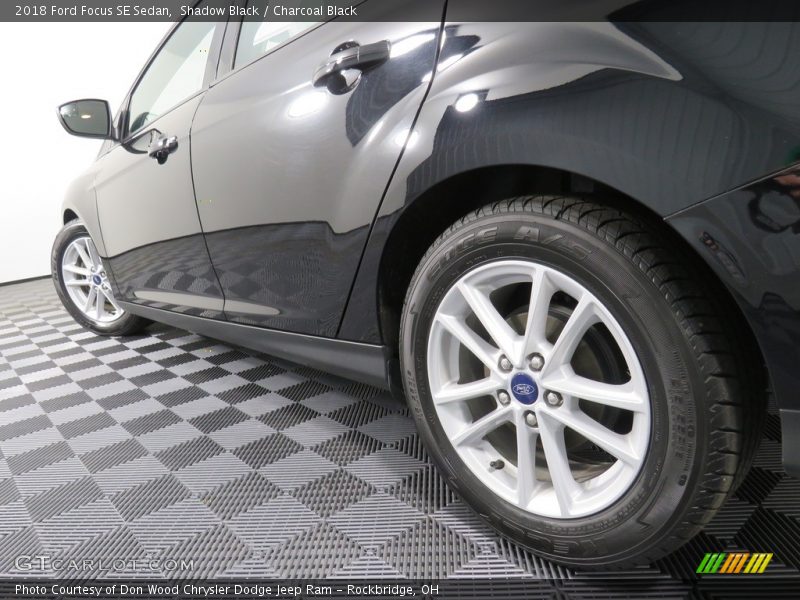 Shadow Black / Charcoal Black 2018 Ford Focus SE Sedan