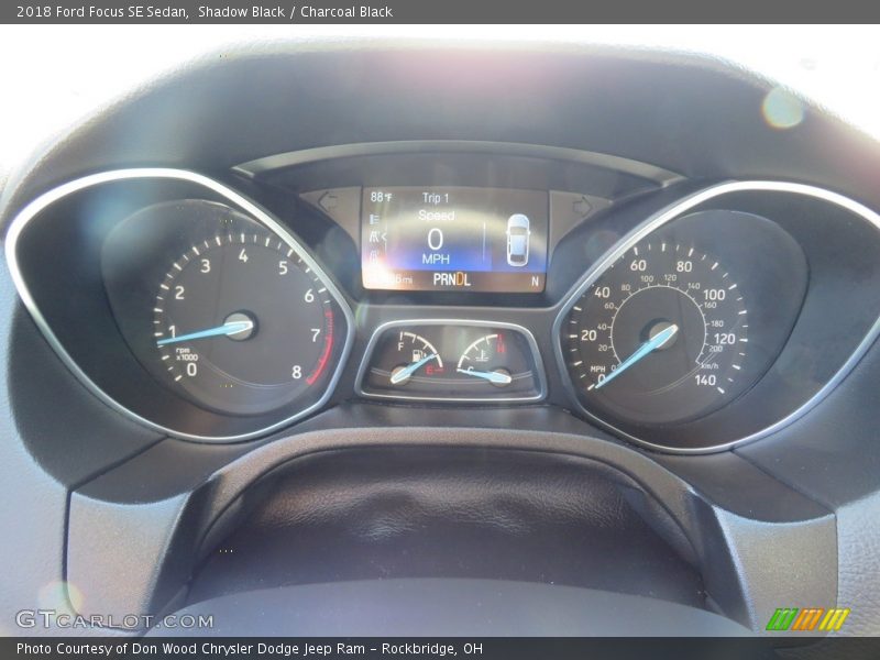 Shadow Black / Charcoal Black 2018 Ford Focus SE Sedan