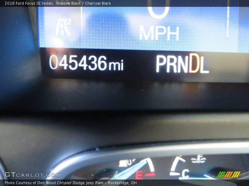 Shadow Black / Charcoal Black 2018 Ford Focus SE Sedan