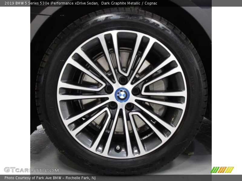 Dark Graphite Metallic / Cognac 2019 BMW 5 Series 530e iPerformance xDrive Sedan