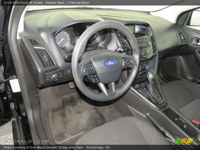 Shadow Black / Charcoal Black 2018 Ford Focus SE Sedan