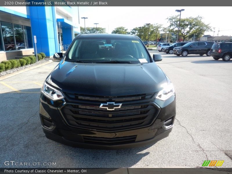 Mosaic Black Metallic / Jet Black 2020 Chevrolet Traverse LS