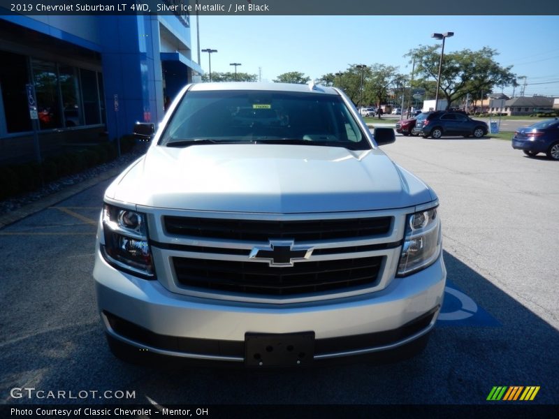 Silver Ice Metallic / Jet Black 2019 Chevrolet Suburban LT 4WD
