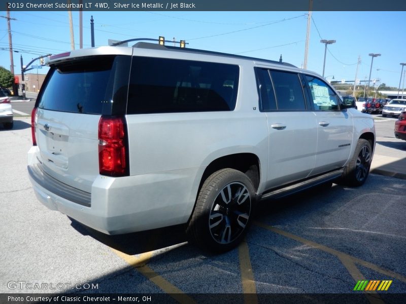 Silver Ice Metallic / Jet Black 2019 Chevrolet Suburban LT 4WD