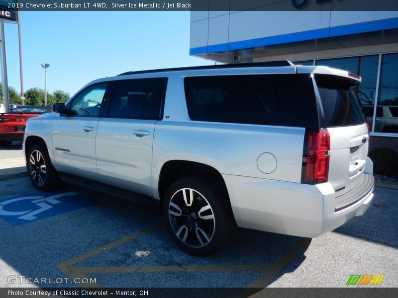 Silver Ice Metallic / Jet Black 2019 Chevrolet Suburban LT 4WD