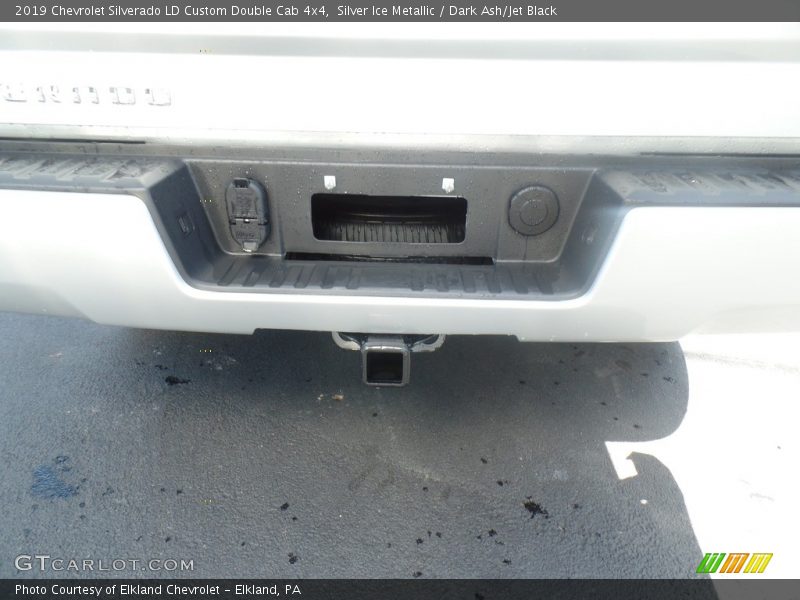 Silver Ice Metallic / Dark Ash/Jet Black 2019 Chevrolet Silverado LD Custom Double Cab 4x4