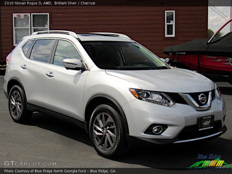 Brilliant Silver / Charcoal 2016 Nissan Rogue SL AWD