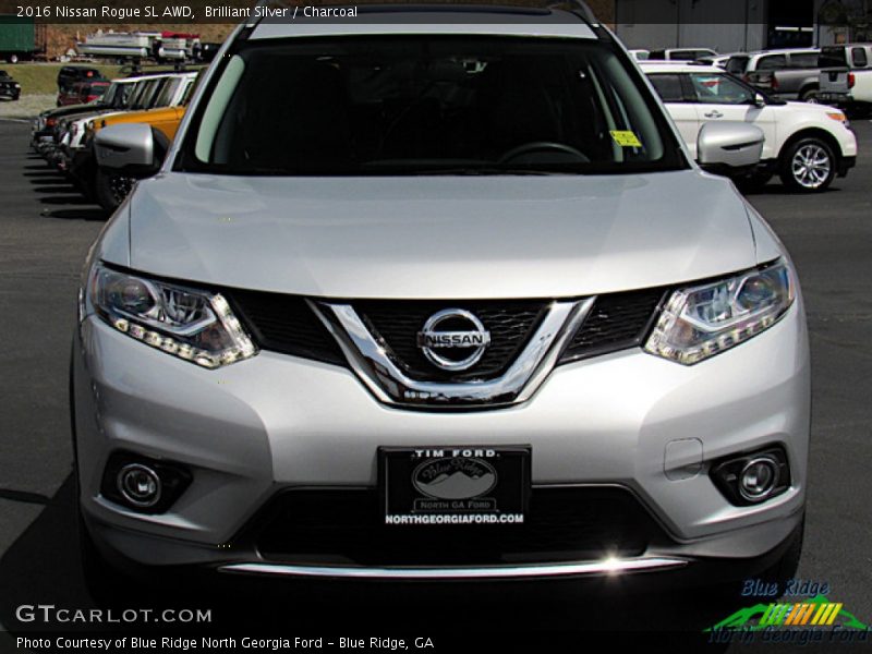 Brilliant Silver / Charcoal 2016 Nissan Rogue SL AWD
