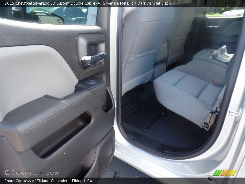 Silver Ice Metallic / Dark Ash/Jet Black 2019 Chevrolet Silverado LD Custom Double Cab 4x4