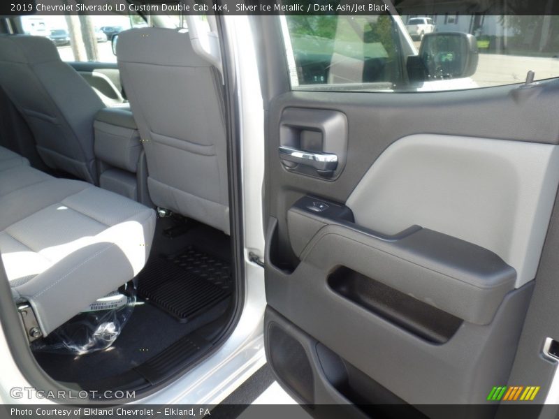 Silver Ice Metallic / Dark Ash/Jet Black 2019 Chevrolet Silverado LD Custom Double Cab 4x4