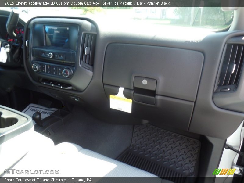 Silver Ice Metallic / Dark Ash/Jet Black 2019 Chevrolet Silverado LD Custom Double Cab 4x4