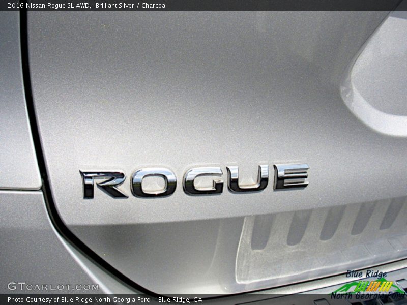 Brilliant Silver / Charcoal 2016 Nissan Rogue SL AWD