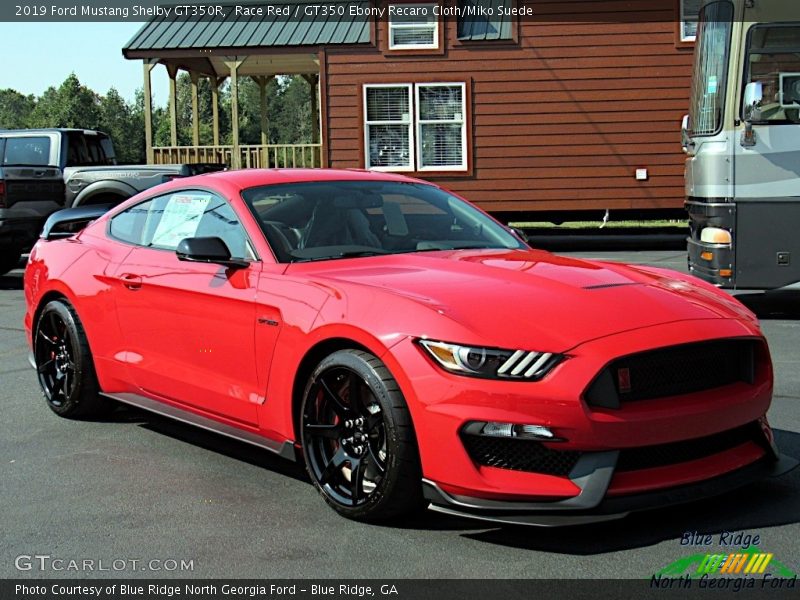 Front 3/4 View of 2019 Mustang Shelby GT350R