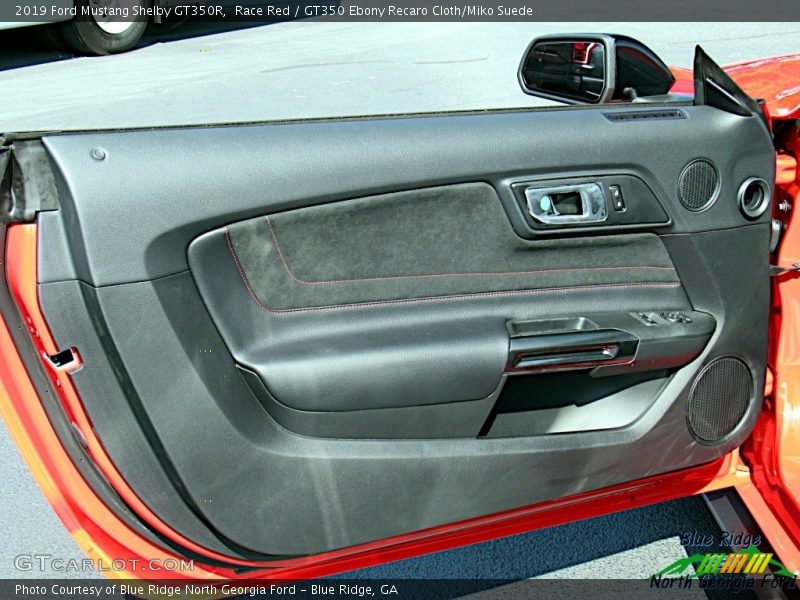Race Red / GT350 Ebony Recaro Cloth/Miko Suede 2019 Ford Mustang Shelby GT350R