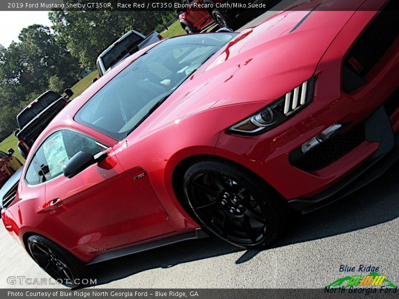 Race Red / GT350 Ebony Recaro Cloth/Miko Suede 2019 Ford Mustang Shelby GT350R