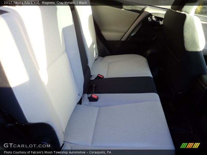 Magnetic Gray Metallic / Black 2017 Toyota RAV4 XLE