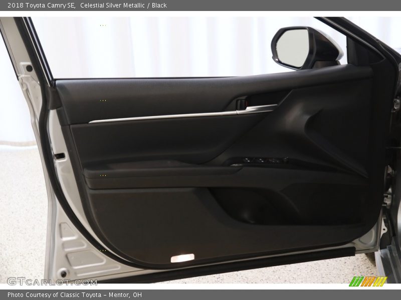 Celestial Silver Metallic / Black 2018 Toyota Camry SE