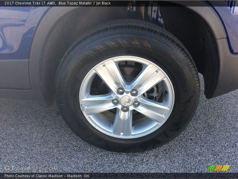 Blue Topaz Metallic / Jet Black 2017 Chevrolet Trax LT AWD