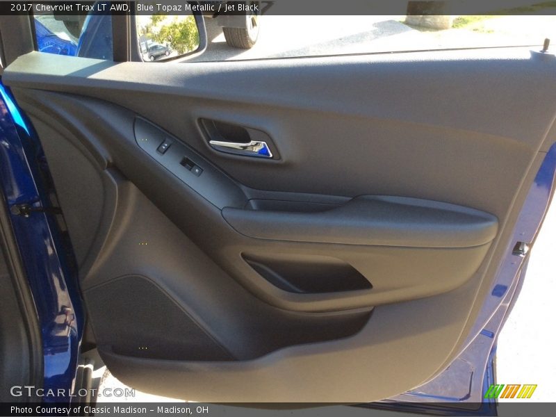 Blue Topaz Metallic / Jet Black 2017 Chevrolet Trax LT AWD