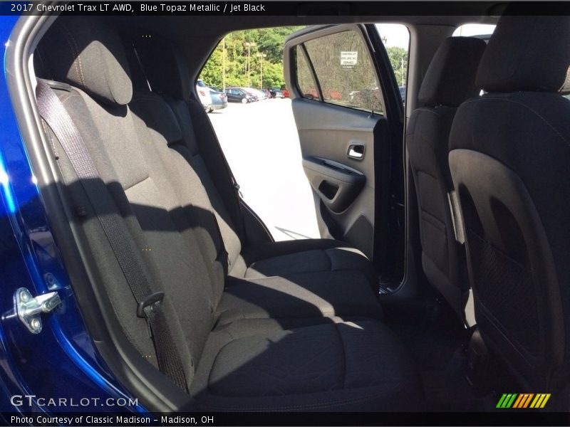 Blue Topaz Metallic / Jet Black 2017 Chevrolet Trax LT AWD