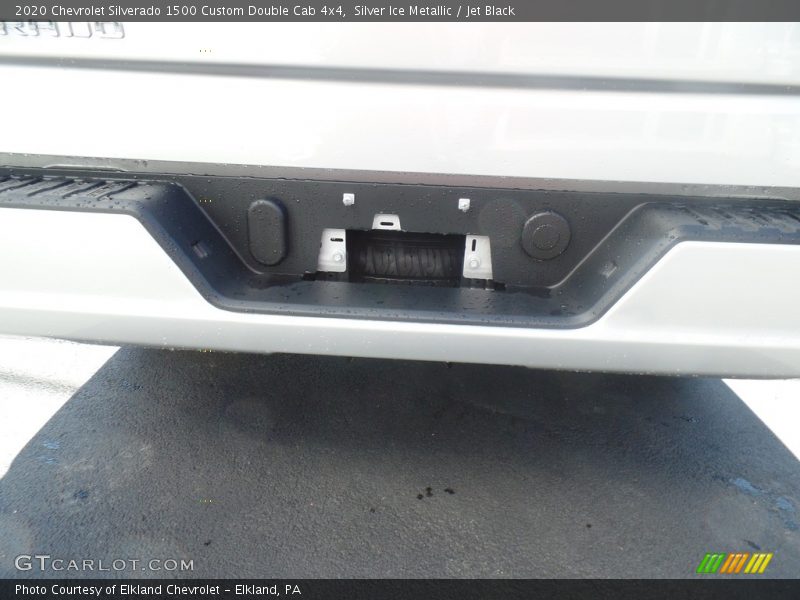 Silver Ice Metallic / Jet Black 2020 Chevrolet Silverado 1500 Custom Double Cab 4x4
