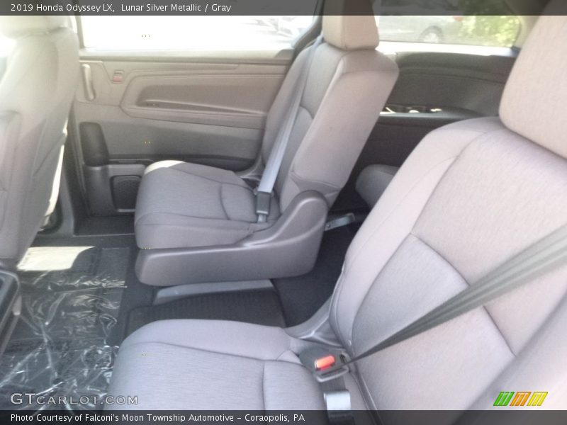 Lunar Silver Metallic / Gray 2019 Honda Odyssey LX