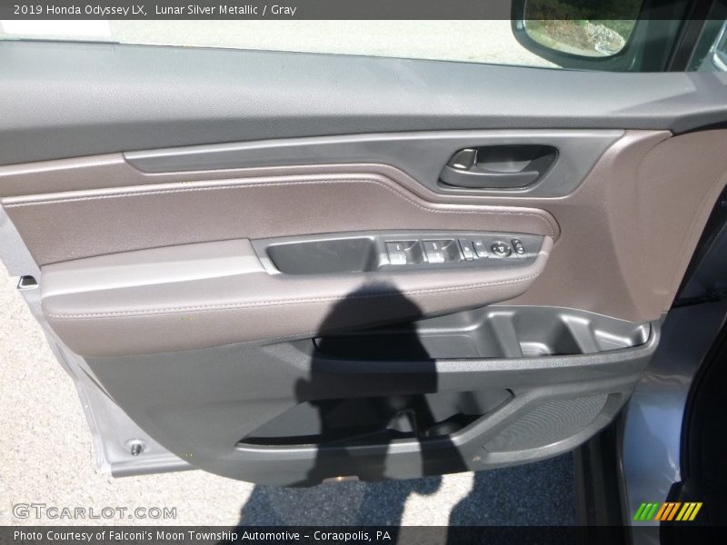 Lunar Silver Metallic / Gray 2019 Honda Odyssey LX