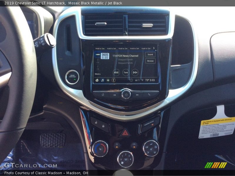 Mosaic Black Metallic / Jet Black 2019 Chevrolet Sonic LT Hatchback