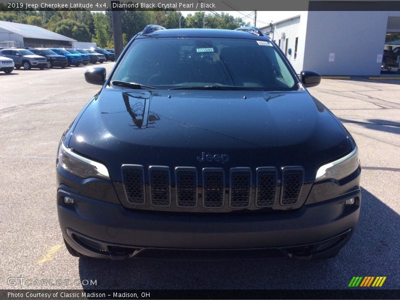 Diamond Black Crystal Pearl / Black 2019 Jeep Cherokee Latitude 4x4