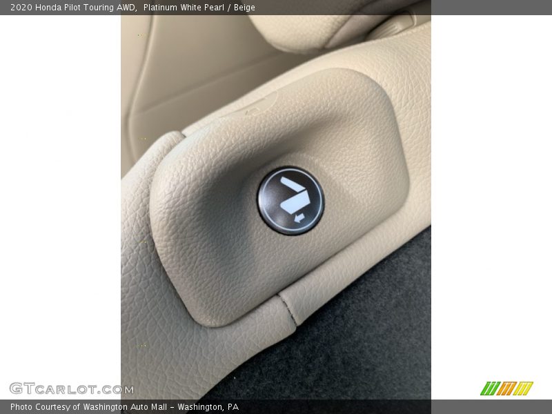 Platinum White Pearl / Beige 2020 Honda Pilot Touring AWD