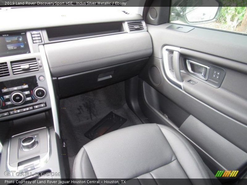 Indus Silver Metallic / Ebony 2019 Land Rover Discovery Sport HSE