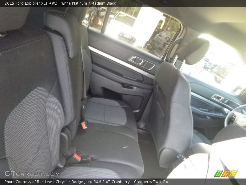 White Platinum / Medium Black 2019 Ford Explorer XLT 4WD