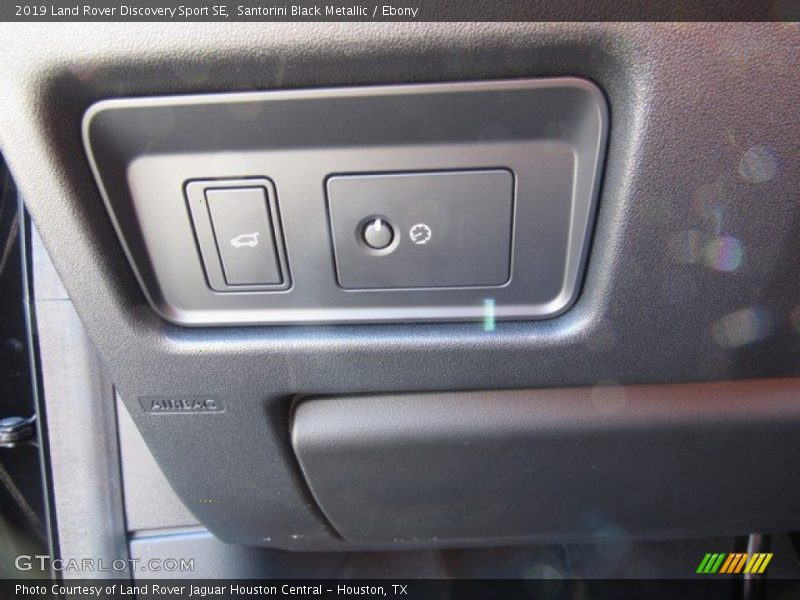 Santorini Black Metallic / Ebony 2019 Land Rover Discovery Sport SE