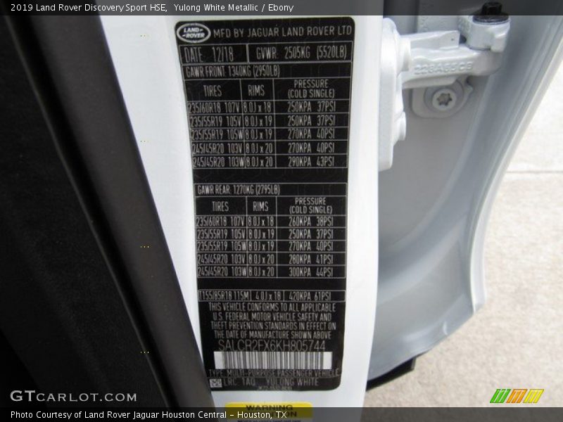 2019 Discovery Sport HSE Yulong White Metallic Color Code 1AQ