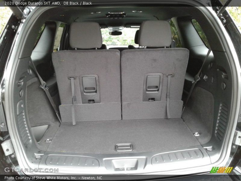  2020 Durango SXT AWD Trunk