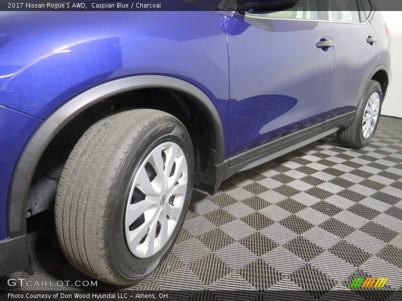 Caspian Blue / Charcoal 2017 Nissan Rogue S AWD